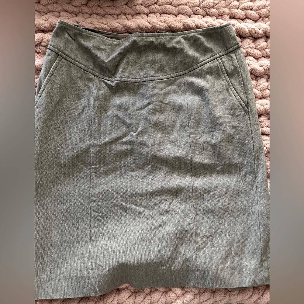 Great work Banana Republic skirt, size 4